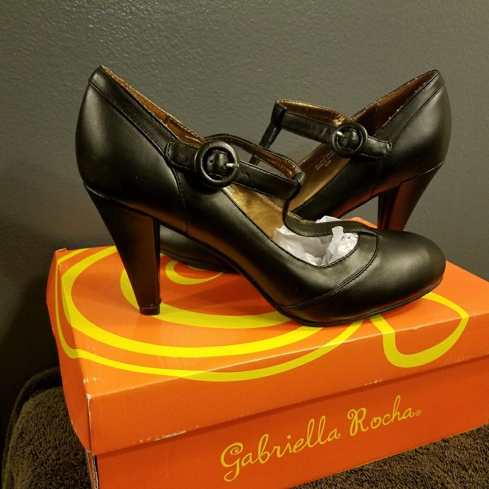 Gabriella Rocha dress shoes